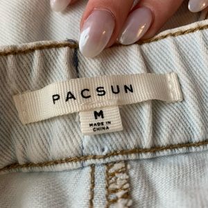 Light Wash Pacsun denim wide leg shorts.